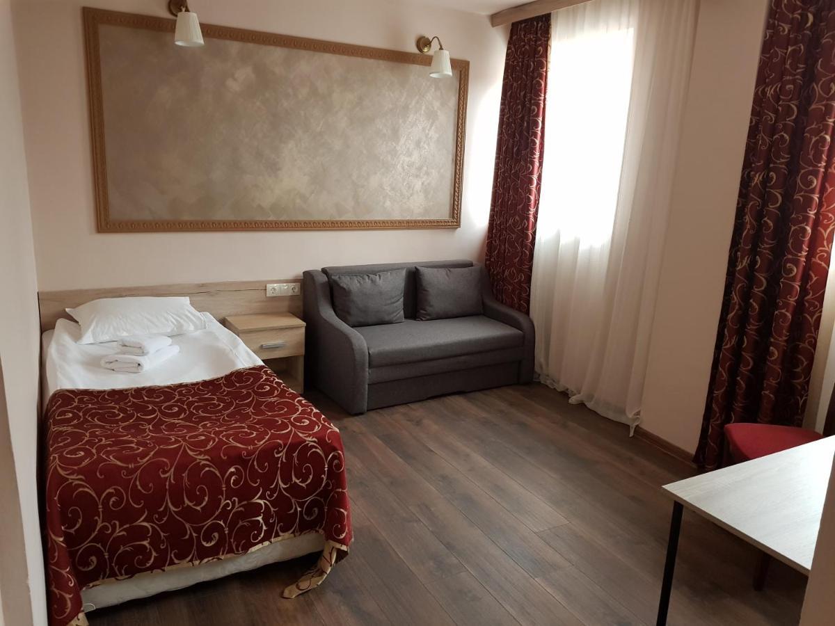 Single Room,1174096410:JPEG